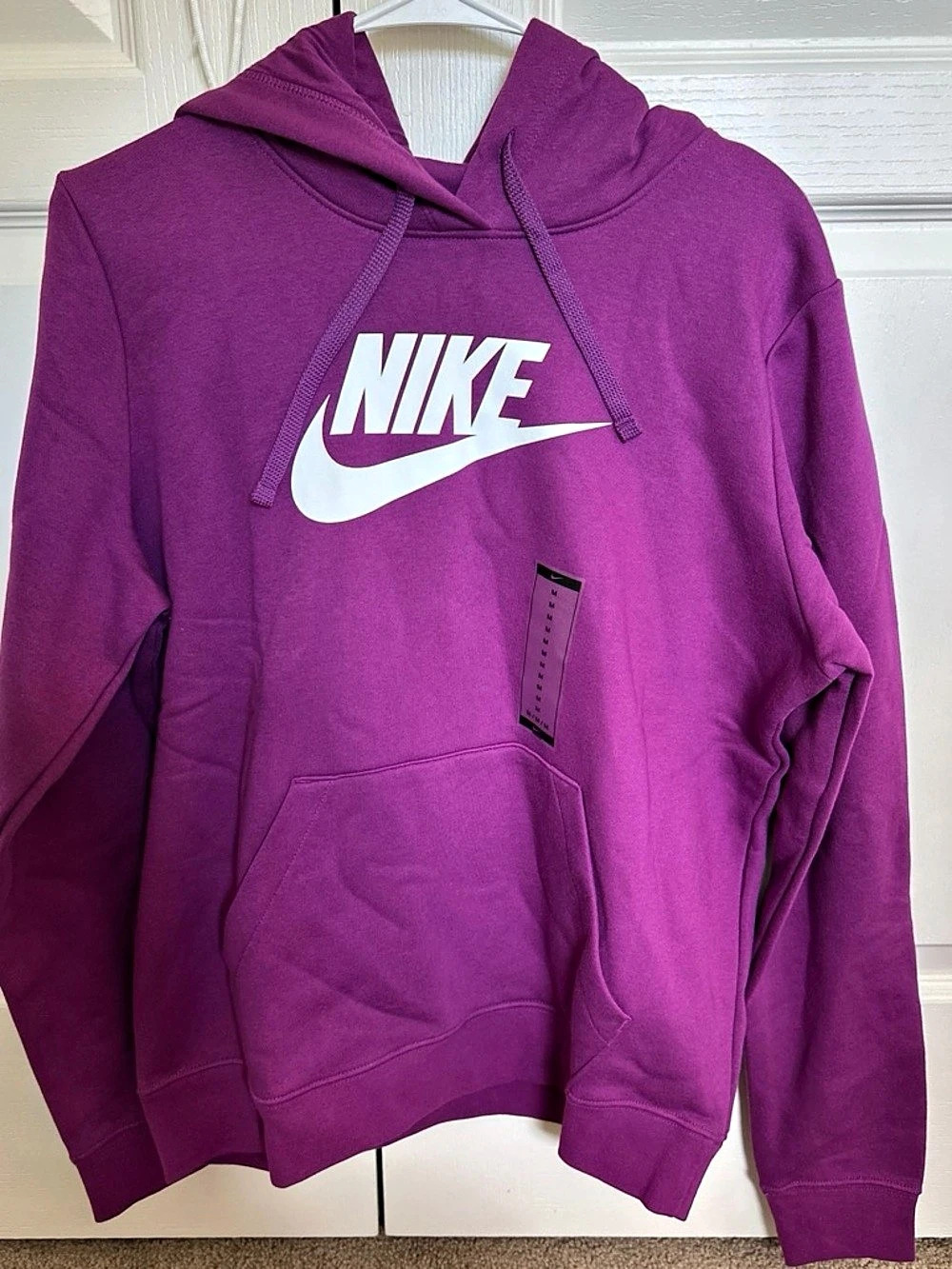 Nike Sportswear Graphic Club Fleece Pullover Hoodie Purple Medium